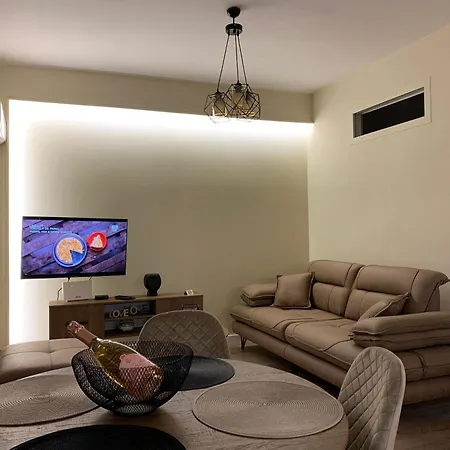 Nemanja Center Durrës