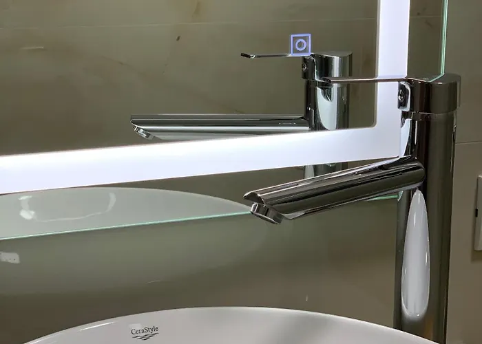 Nemanja Center * Durrës